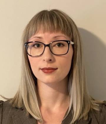 Dr.  Tana  Karenke